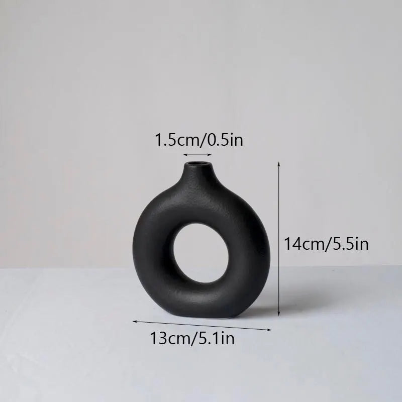 NORTHEUINS Eramic Nordic Donut Hollow Flower Vase Figurines Interior